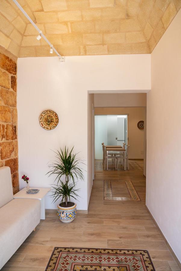 Butiko Castelluzzo Exterior foto